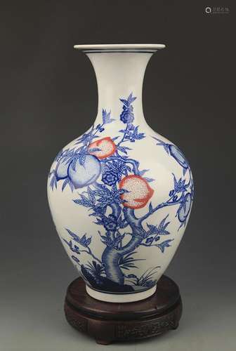 BLUE AND WHITE YOU LI HONG PORCELAIN VASE