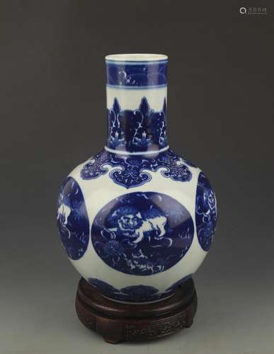 BLUE AND WHITE LION PLAYING PATTERN MOON STYLE VASE