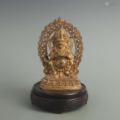 A FINE GILT BRONZE TIBETAN BUDDHISM MAHAKALA STATUE