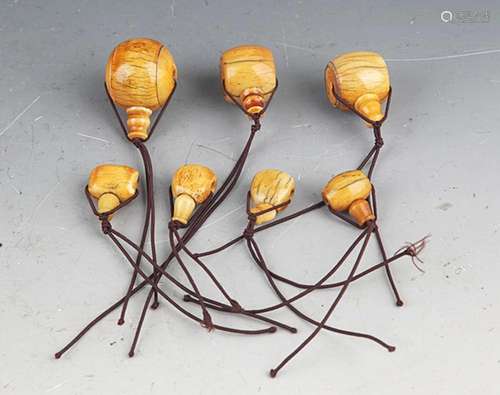 GROUP OF BRACELETS HEADS