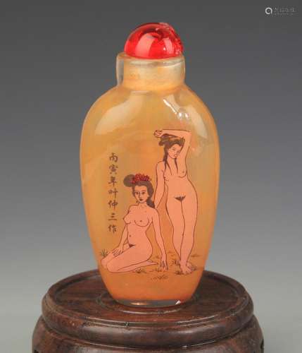 A FINE FEMALE PAINTED GLASS SNUFF BOTTLE