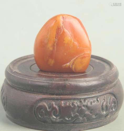 A FINE SOAPSTONE MADE CHARACTER CARVING DECORATION