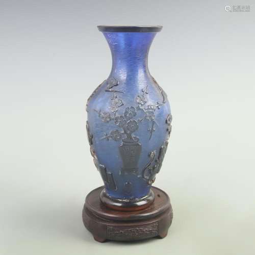 RARE FINE FLOWER PATTERN GLASS BOTTLE