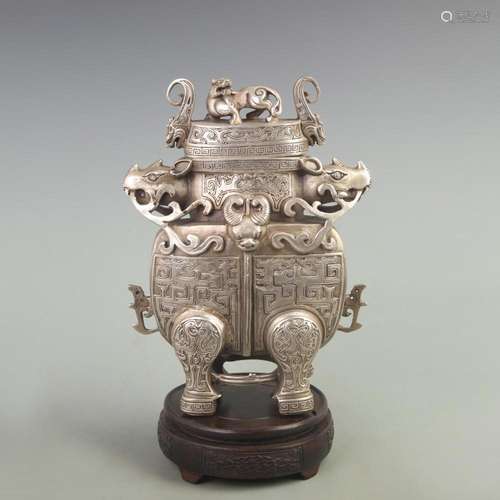 A RUI SHOU PATTERN FINELY CARVED WHITE BRONZE BOTTLE