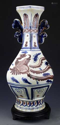 A FINE BLUE AND WHITE YOU LI HONG PORCELAIN VASE