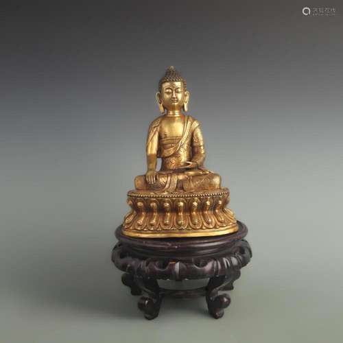 A FINE GILT BRONZE GUANGDE BUDDHA FIGURE