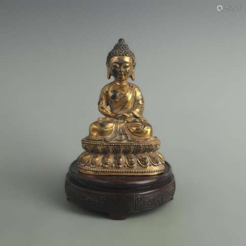 A FINE GILT BRONZE TATHAGATA BUDDHA STATUE