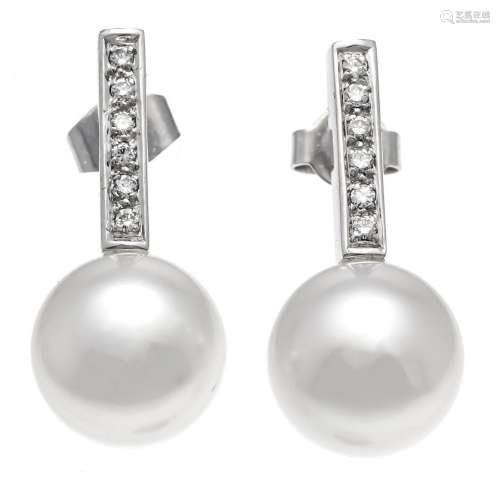 South Sea diamond stud earrings