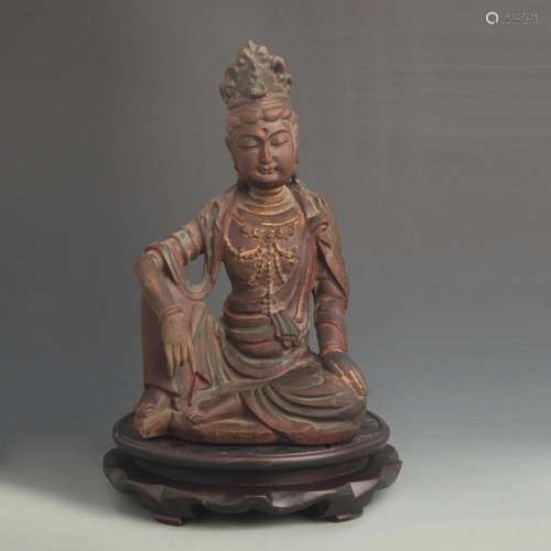 A FINE COLORED WOODEN GUAN YIN STATUE