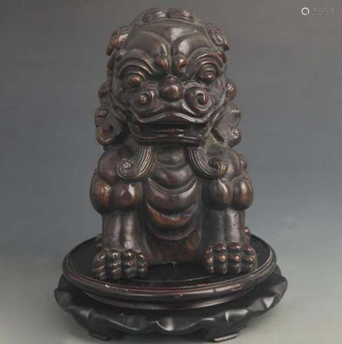 A FINE BAMBOO MADE LION FIGURE