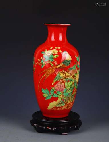 A "JU REN TANG" MARK RED COLOR GLAZED MAGPIE BOTTL...