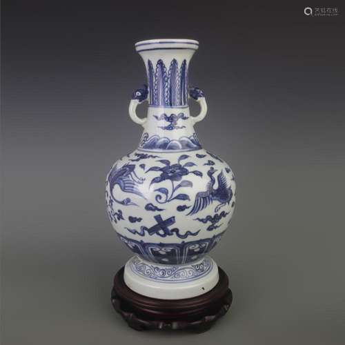 BLUE AND WHITE FLOWER AND BIRD PATTERN PORCELAIN VASE