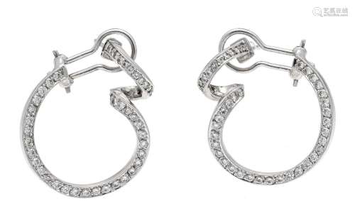 Design diamond clip earrings WG
