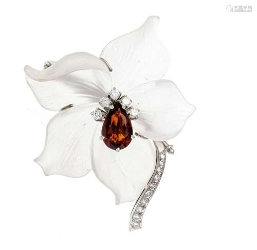 Flower brooch WG 750/000 with a