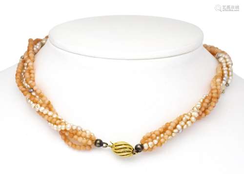 Coral pearl necklace with clasp