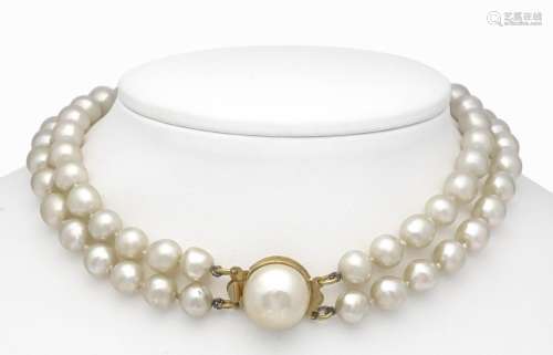 Chr. Dior pearl necklace Chr. D