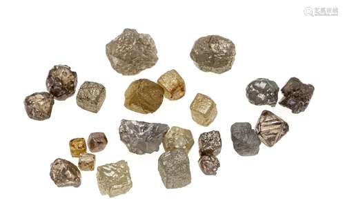 22 rough diamonds, total 18,17