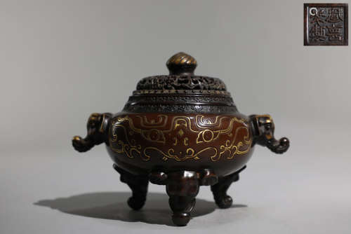 旧藏宣德款精铸铜胎鎏金饕餮纹太平有象熏炉