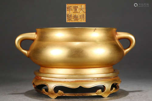 旧藏大明宣德款精铸紫铜胎鎏金蚰龙耳炉