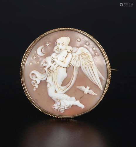 A Circular Shell Cameo Brooch, Gold Framed