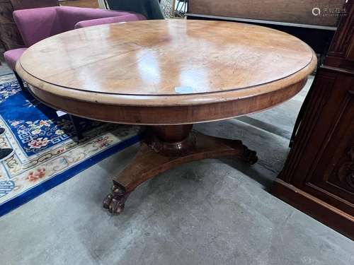 A Victorian circular mahogany tilt top breakfast table, diam...