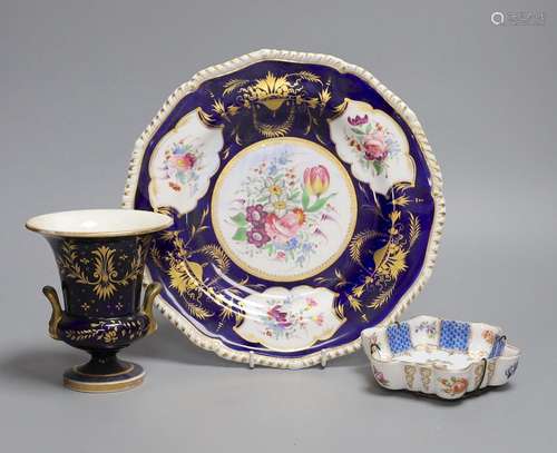 A Coalport plate and three other pieces,Plate 26 cms diamete...