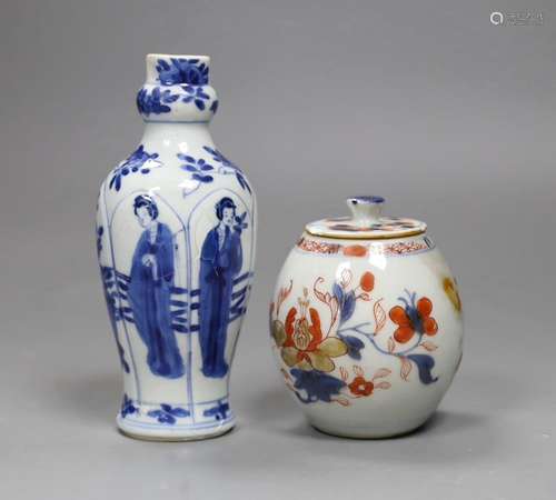 A Chinese Kangxi blue and white small vase, 15cm tall, and a...