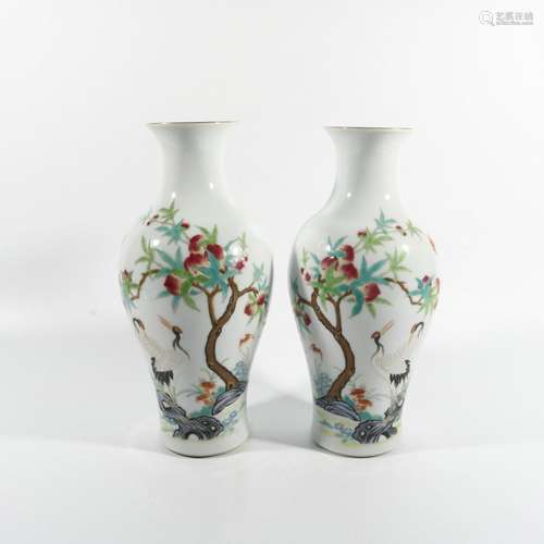 Pastel peach pattern Guanyin bottle