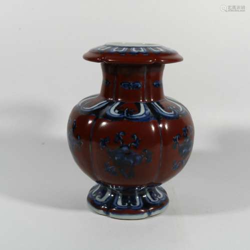 Blue and white red glaze bottle