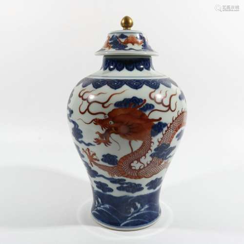 Blue and white alum red drawing gold dragon pattern general ...