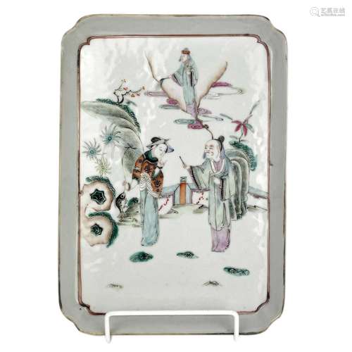 A Chinese famille rose porcelain tray, 19th century.