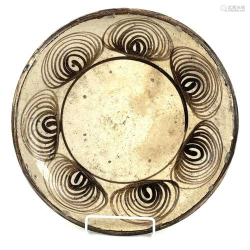 A Japanese horse eye dish, 19th century or earlier.