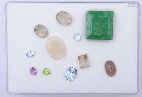 11 FARBSTEINE, CA. 35CT., DARUNTER PERIDOT, CITRIN, TOPAS , ...