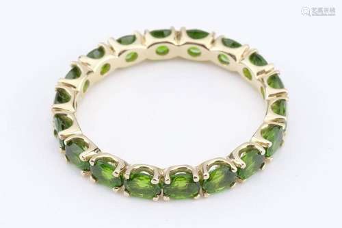 Memoirering, GG 585, 18 Peridots, 2.7 g, RM