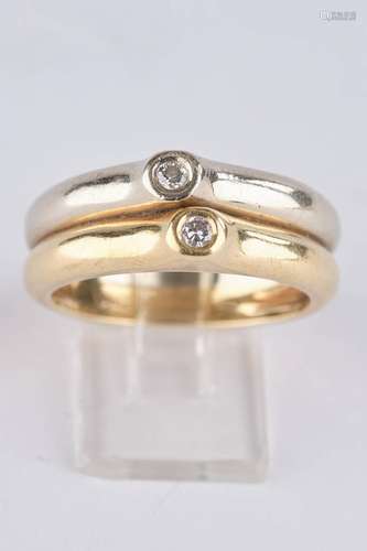 Ring, WG/GG, 2 Brillanten zus. ca. 0.06 ct.,