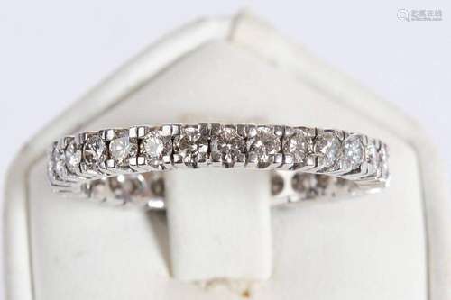 Memoire-Ring, WG 585, 29 Diamanten zus. ca.