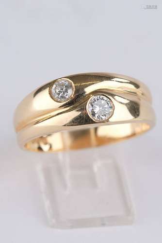 Ring, WG/GG 585, 2 Brillanten zus. ca. 0.40