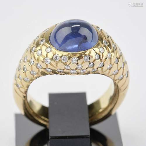 Ring, GG 750, 1 Saphir-Cabochon ca. 5.0 ct.,