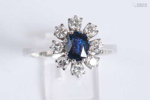 Ring, WG 750, 8 Diamanten zus. ca. 1.20 ct.,