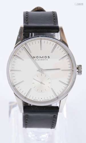 NOMOS Glashütte, Herrenarmbanduhr, Modell Zü