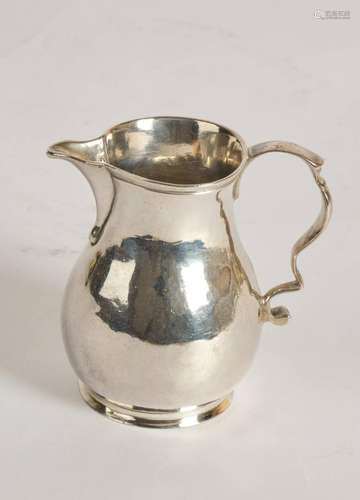 Sahnegießer, Silber 925, London, 1736, Meist