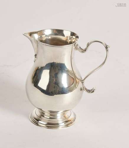 Sahnegießer, Silber 925, London, 1736, Meist