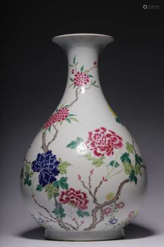 Chinese Famille Rose Porcelain Vase