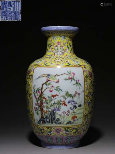 Chinese Hand Paint Famille Rose Vase,Mark