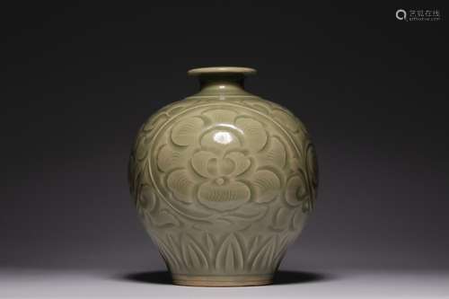 Chinese Yaozhou Porcelain Vase