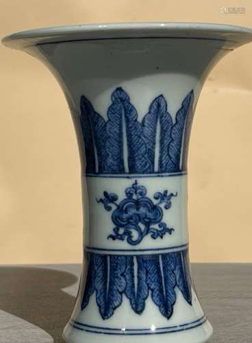 Chinese Blue and White Porcelain Gu Vase