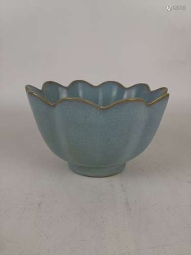 Chinese Ru Ware Porcelain Bowl