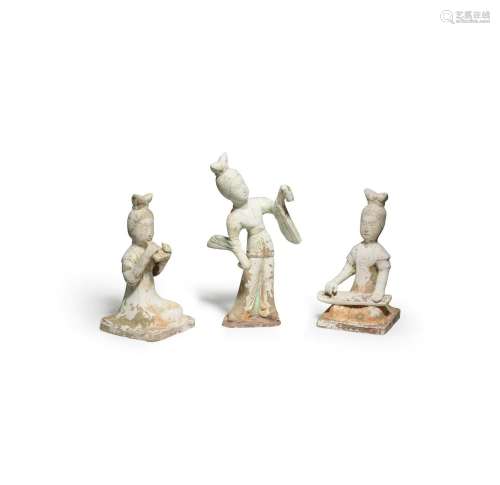 TWO UNGLAZED POTTERY MUSICIANS AND A DANCER Tang Dynasty (3)