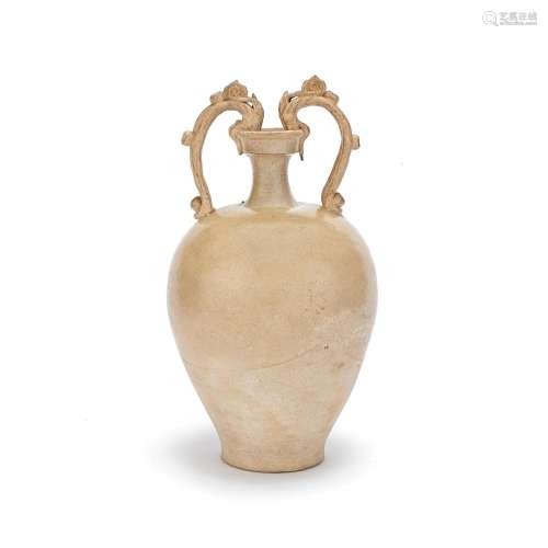A CREAM-GLAZED TWO-HANDLED AMPHORA Tang Dynasty (2)