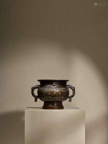 A gold and silver-inlaid archaistic bronze censer, Qing dyna...